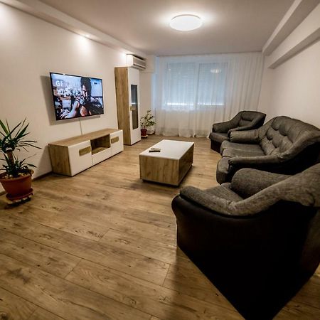 شقة ديفا  في Apartament Sorina Maria المظهر الخارجي الصورة