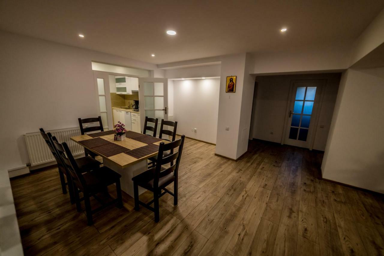 شقة ديفا  في Apartament Sorina Maria المظهر الخارجي الصورة